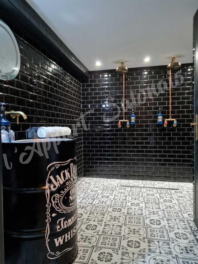 Appartement 70m2 avec jacuzzi privatif Salon-de-Provence Exterior foto